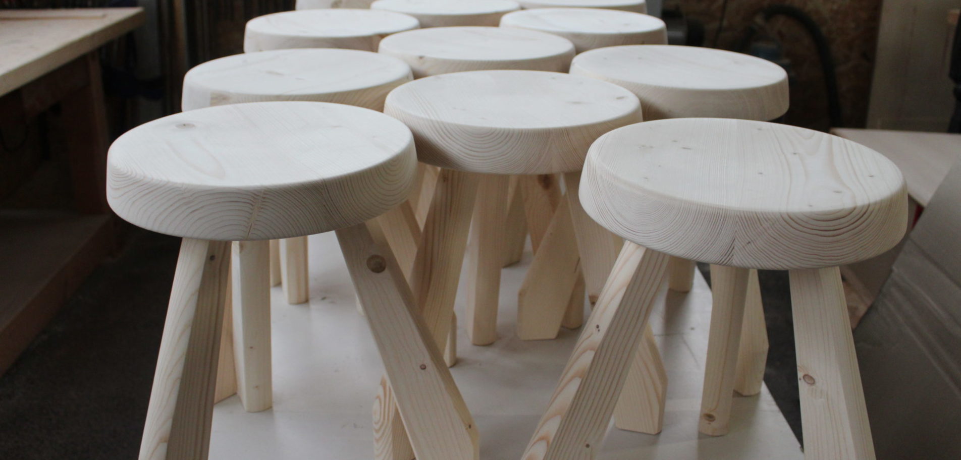 petite serie de tabourets